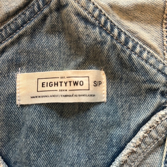 Women’s Denim Overalls - Picture 3 of 8